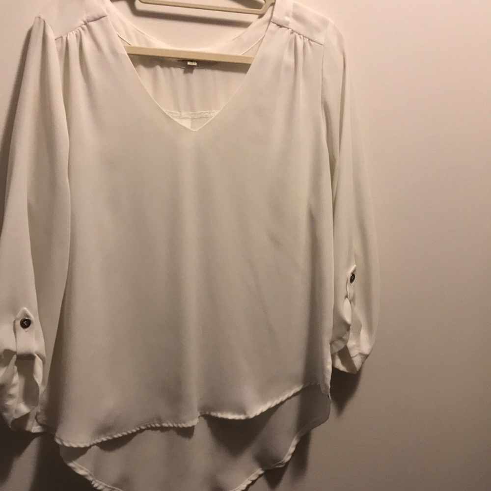 Flash sale!! Ivory flowing blouse